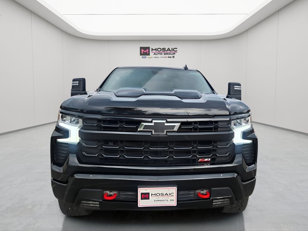 Used 2024 Chevrolet Silverado 1500 LT Trail Boss with VIN 3GCUDFED7RG219700 for sale in Zumbrota, Minnesota