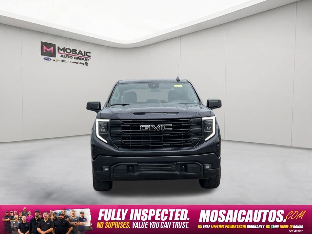 Used 2022 GMC Sierra 1500 Elevation with VIN 1GTUUCED7NZ609530 for sale in Zumbrota, Minnesota