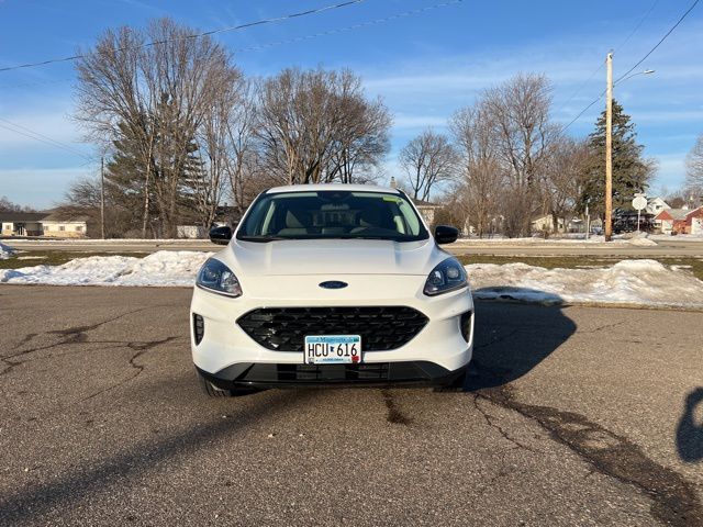 Used 2021 Ford Escape SE with VIN 1FMCU9G61MUA95937 for sale in Zumbrota, Minnesota