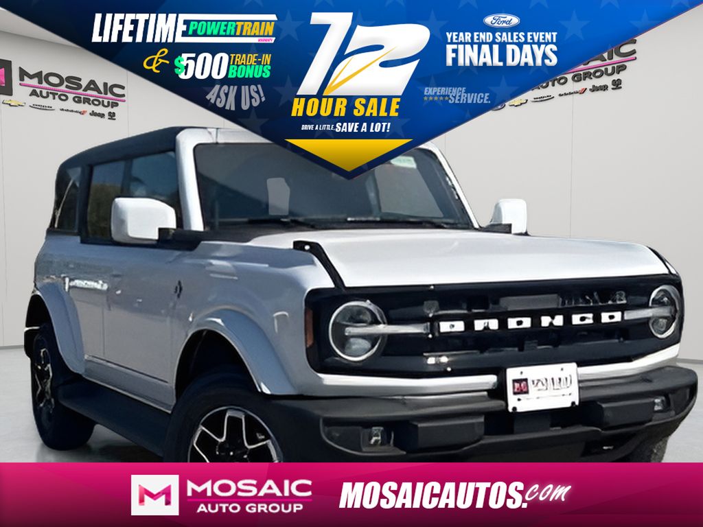 2025 Ford Bronco 4-Door Outer Banks's photo