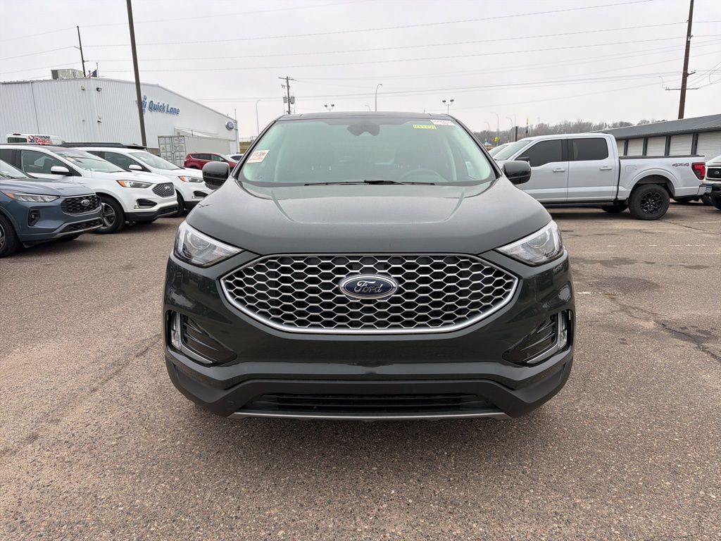 Used 2024 Ford Edge SEL with VIN 2FMPK4J95RBA15680 for sale in Zumbrota, Minnesota