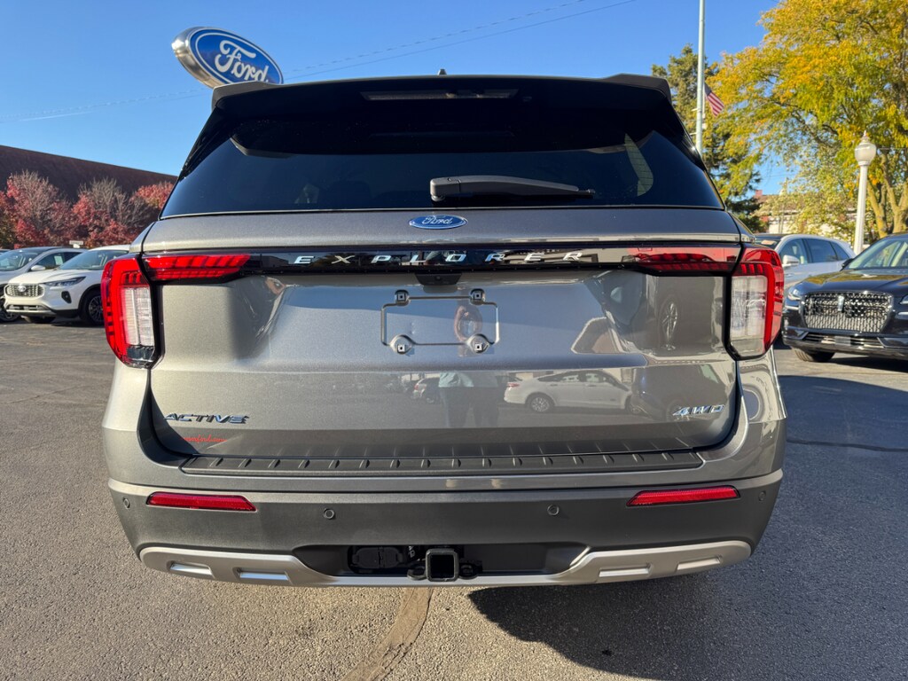New 2026 Ford Explorer Active 4WD SUV