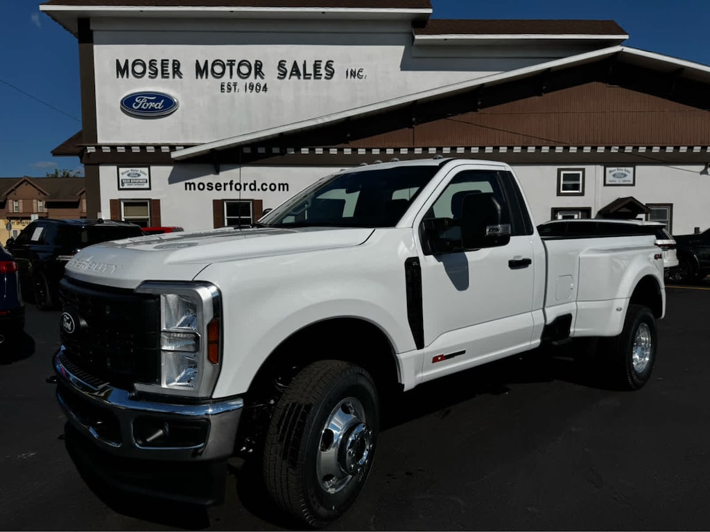New 2027 Ford Super Duty F-350 DRW Pickup XL 4WD Reg Cab 8 Box 4WD Reg Cab 8 Box