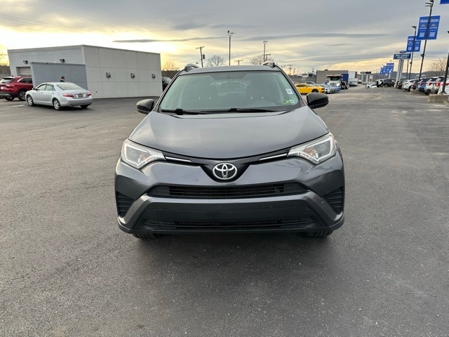 Used 2016 Toyota RAV4 LE with VIN JTMZFREVXGD083924 for sale in Saint Albans, WV