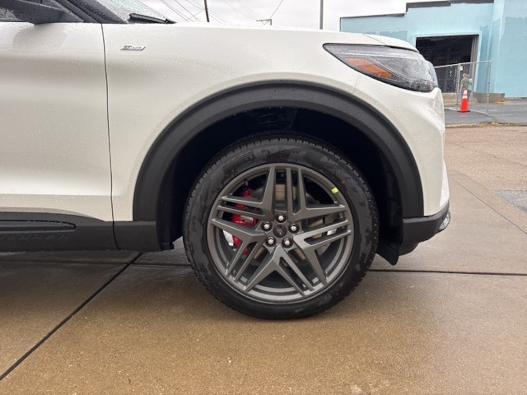 New 2025 Ford Explorer ST-Line SUV
