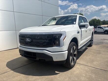2025 Ford F-150 Lightning Platinum Truck