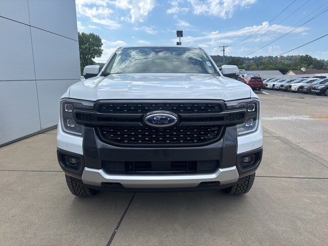 2025 Ford Ranger Lariat photo 3