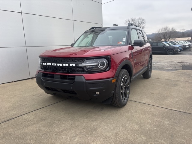 2025 Ford Bronco Sport Outer Banks's photo