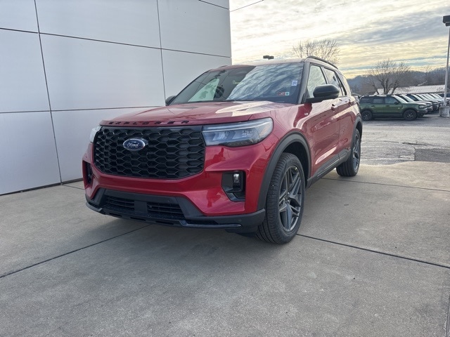 2026 Ford Explorer ST-LINE's photo