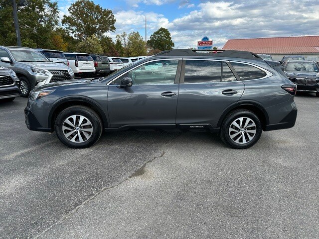 2021 Subaru Outback Premium photo 2