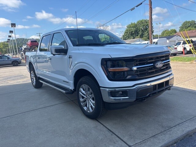 2025 Ford F-150 XLT photo 4