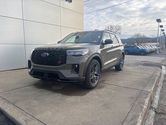 2026 Ford Explorer ST's photo