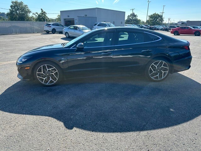 2022 Hyundai Sonata N Line photo 2