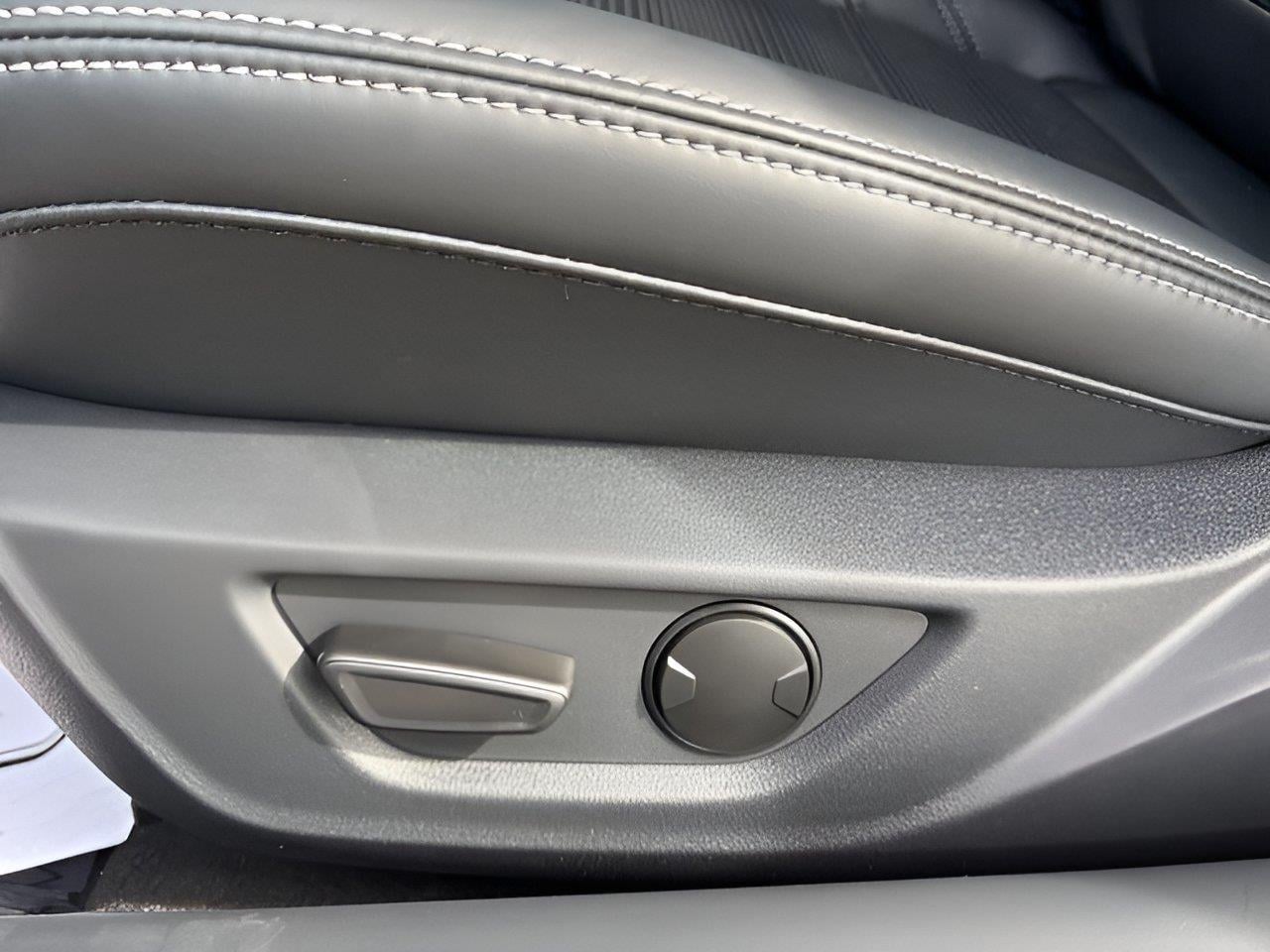 2026 Ford Mustang EcoBoost Premium Convertible - Photo 9