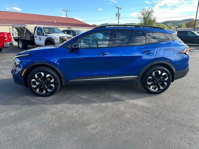 2023 Kia Sportage X-Line photo 2