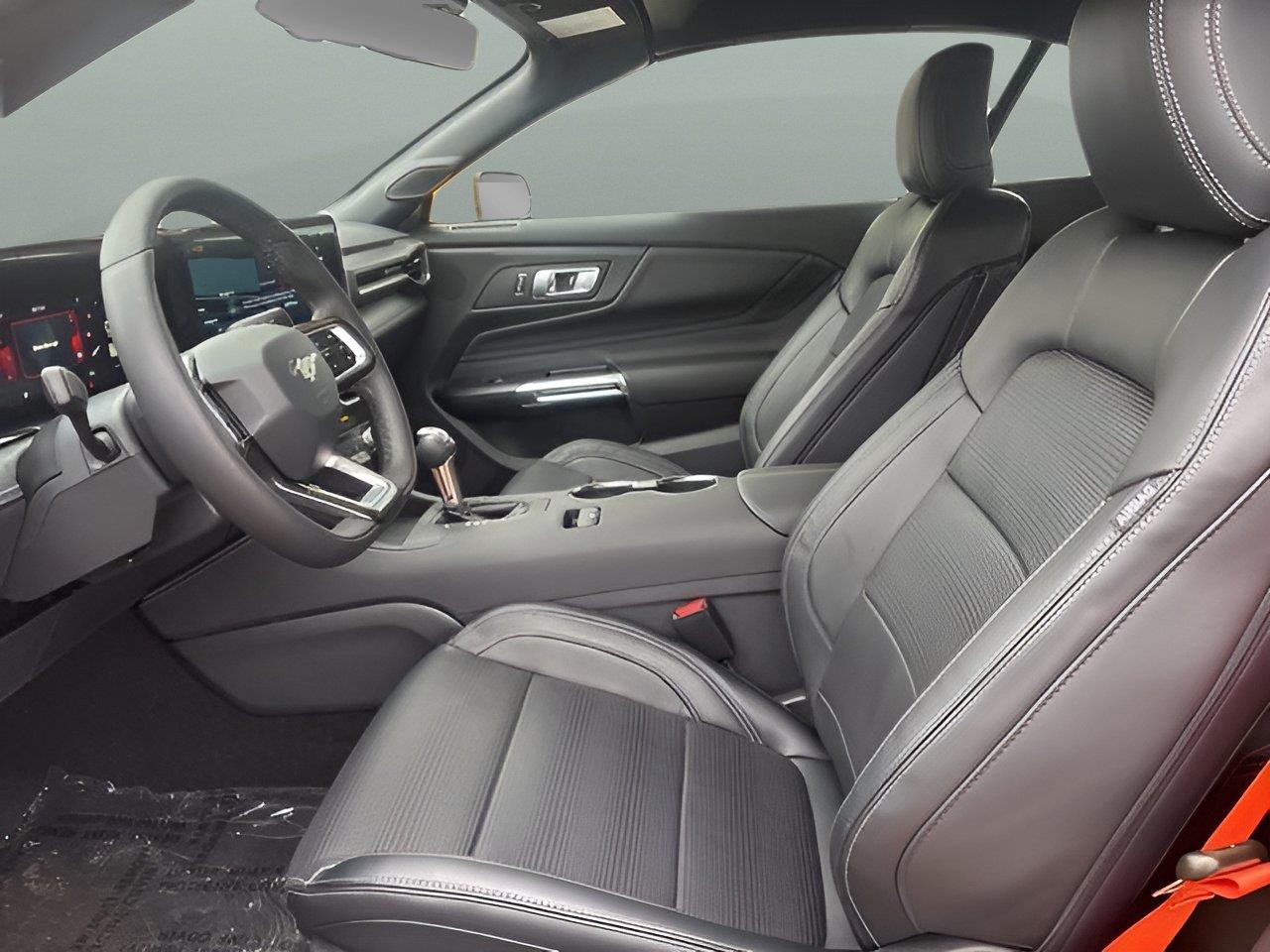 2026 Ford Mustang EcoBoost Premium Convertible - Photo 9