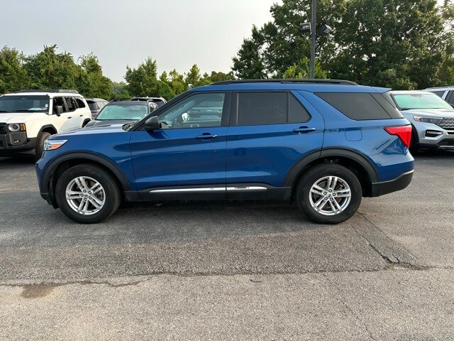 2022 Ford Explorer XLT photo 3