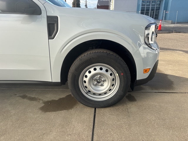 2025 Ford Maverick XL photo 3