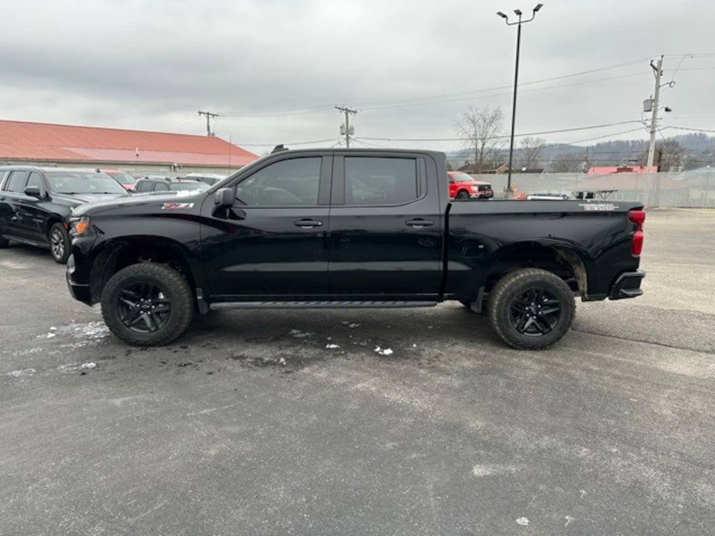 Used 2025 Chevrolet Silverado 1500 Custom Trail Boss Truck