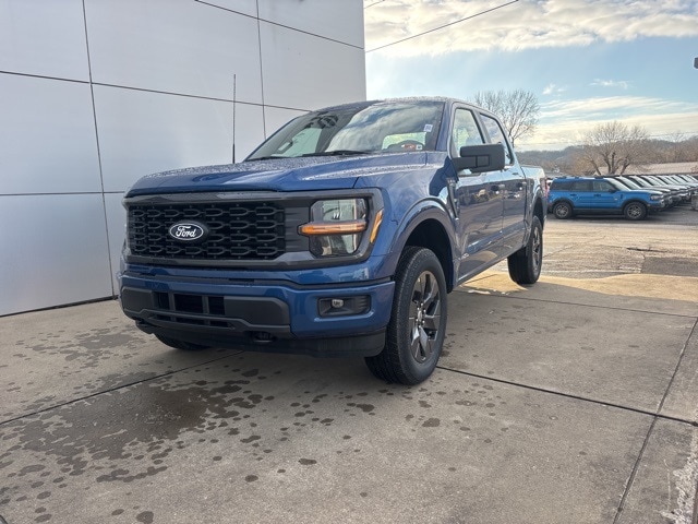 2025 Ford F-150 STX's photo