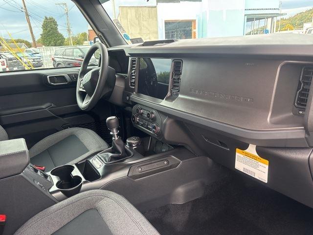 2025 Ford Bronco 4-Door Base - Photo 27