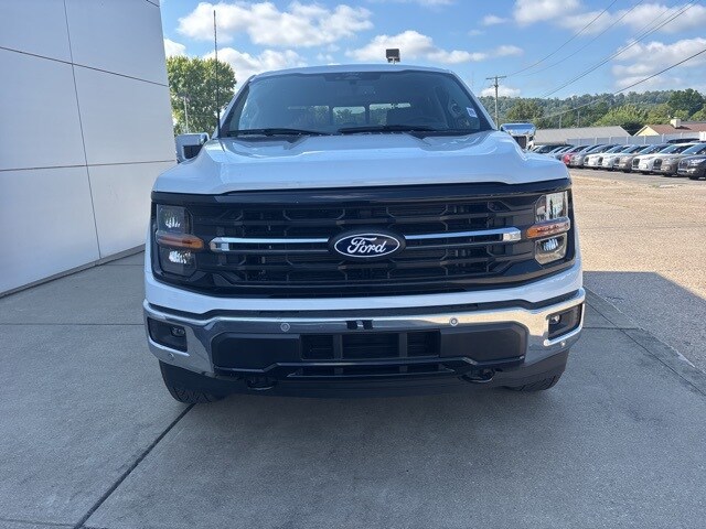 2025 Ford F-150 XLT photo 2