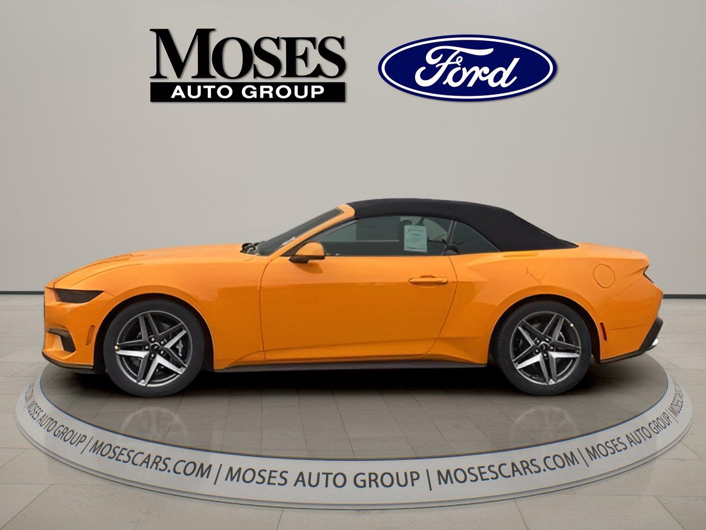 2026 Ford Mustang EcoBoost Premium Convertible - Photo 7
