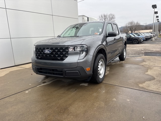 2025 Ford Maverick XL's photo