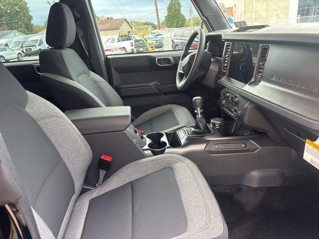 2025 Ford Bronco 4-Door Base - Photo 28