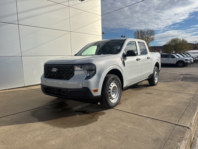 2025 Ford Maverick XL's photo