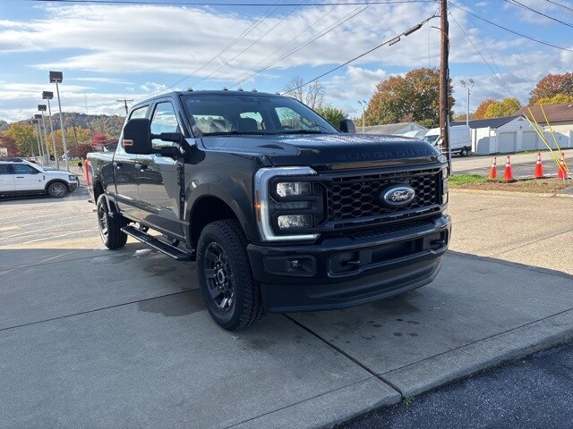 2026 Ford F-250 XL photo 3