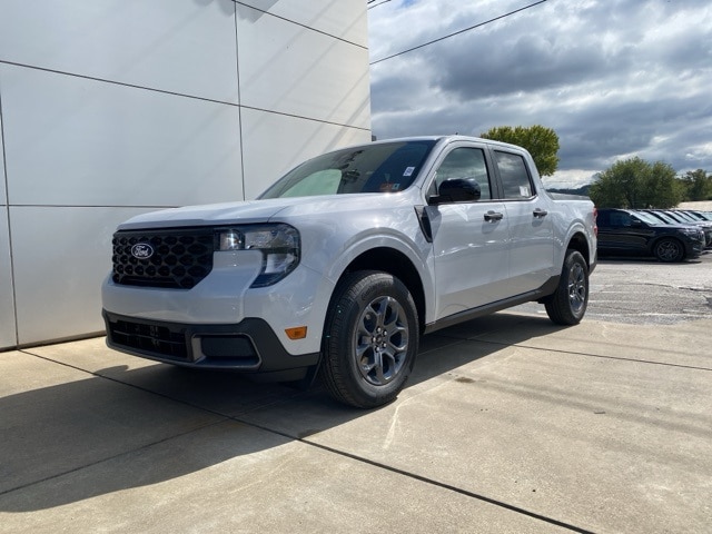 2025 Ford Maverick XLT's photo