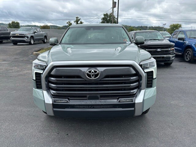 2024 Toyota Tundra Limited photo 2