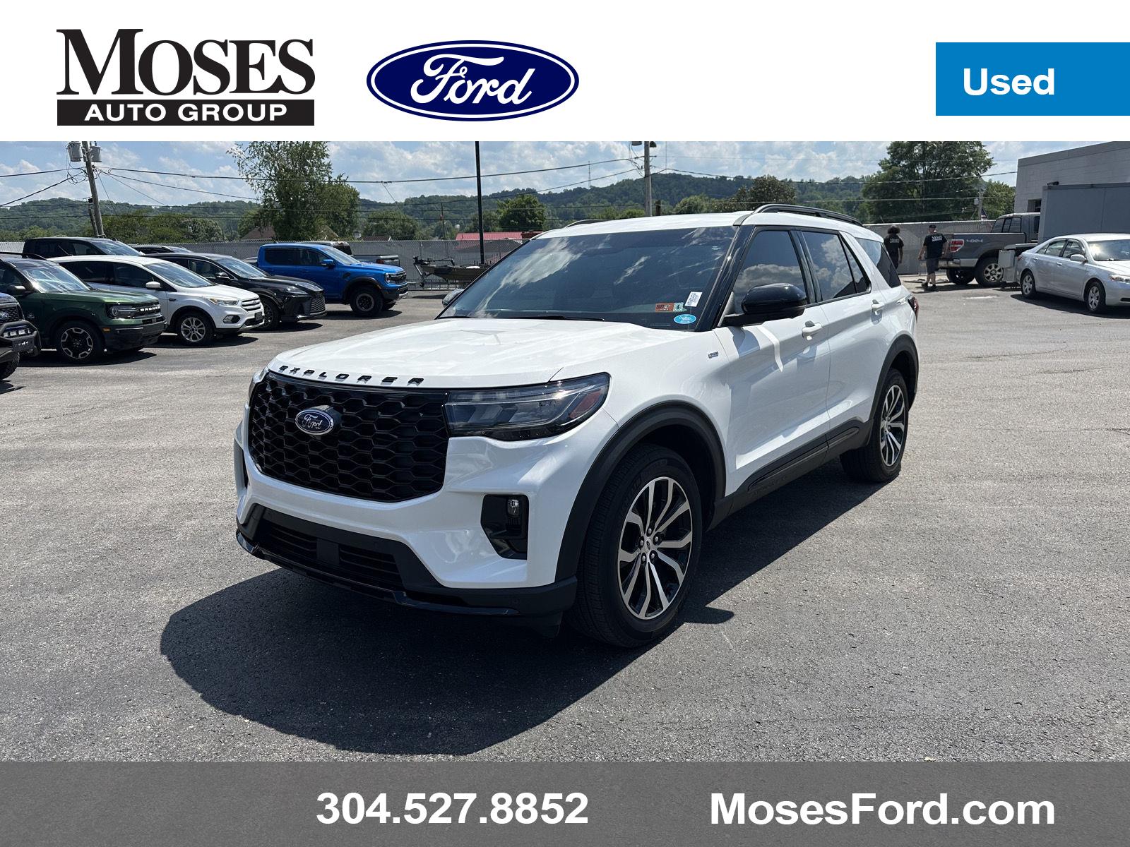 2025 Ford Explorer ST-LINE 4WD (PL535)'s photo