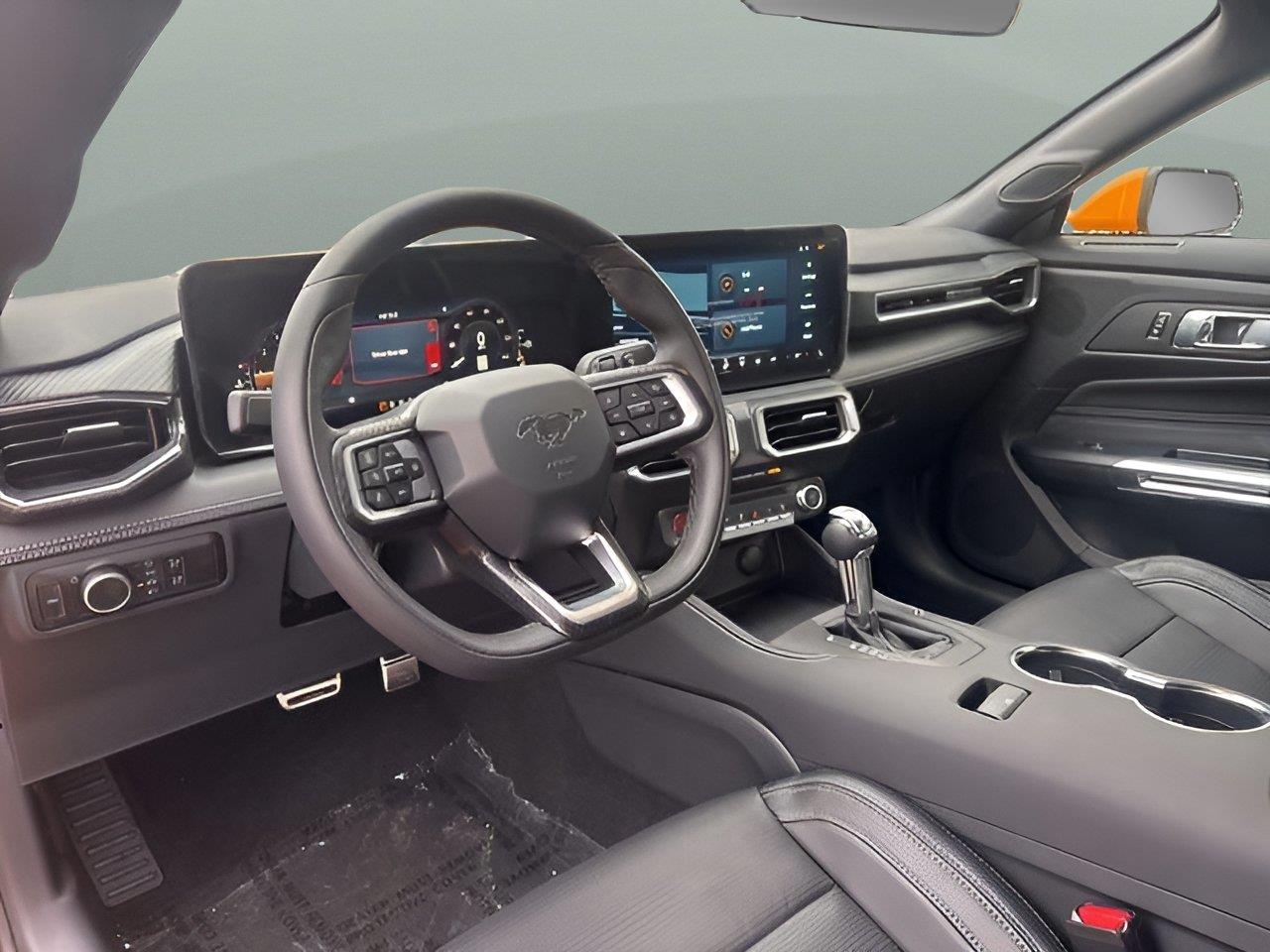 2026 Ford Mustang EcoBoost Premium Convertible - Photo 10