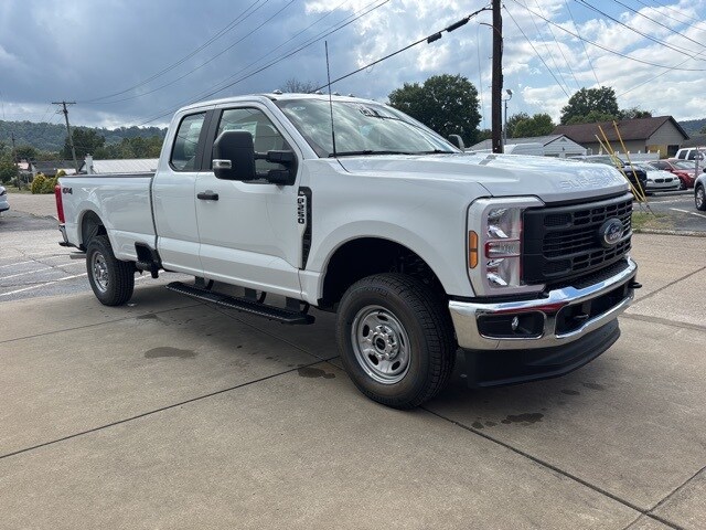 2026 Ford F-250 photo 3