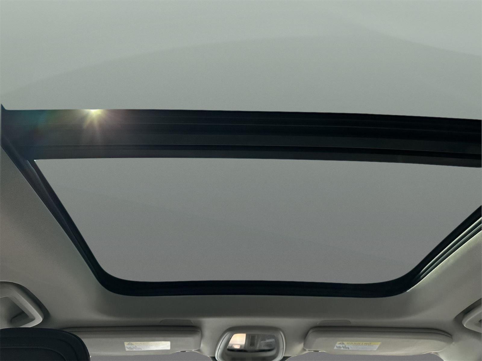 2026 Volvo XC90 Plus - Photo 23