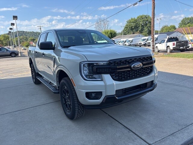 2025 Ford Ranger XLT photo 3