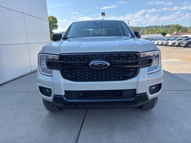 2025 Ford Ranger XLT photo 2