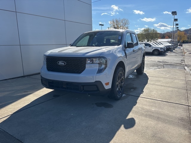 2025 Ford Maverick XLT's photo