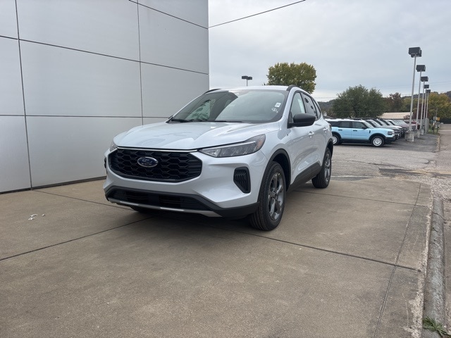 2026 Ford Escape ST-Line's photo