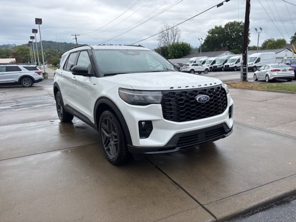 New 2025 Ford Explorer ST-Line SUV