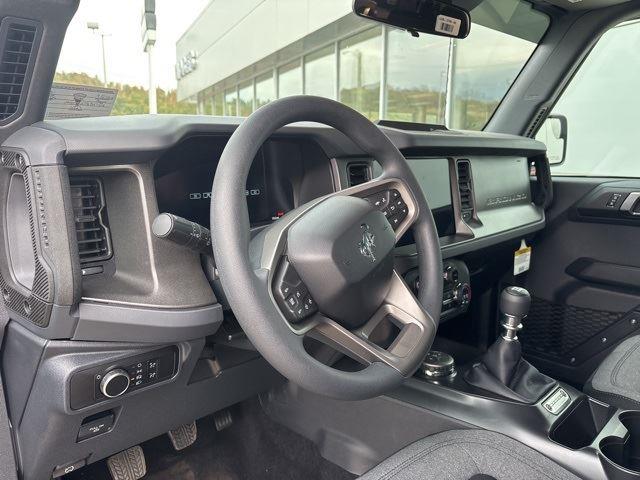 2025 Ford Bronco 4-Door Base - Photo 17