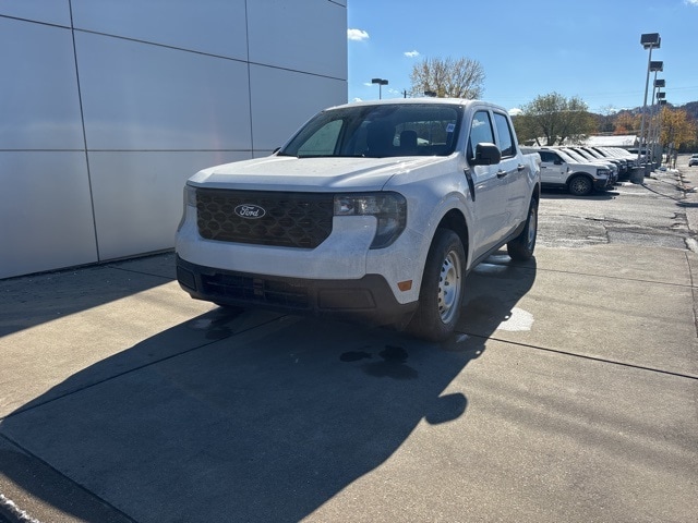 2025 Ford Maverick XL's photo