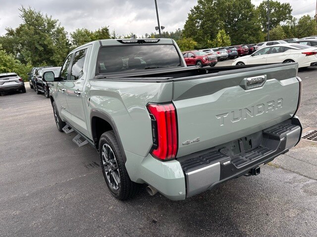 2024 Toyota Tundra Limited photo 3