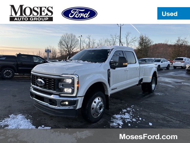 2024 Ford F-450 Super Duty Lariat's photo