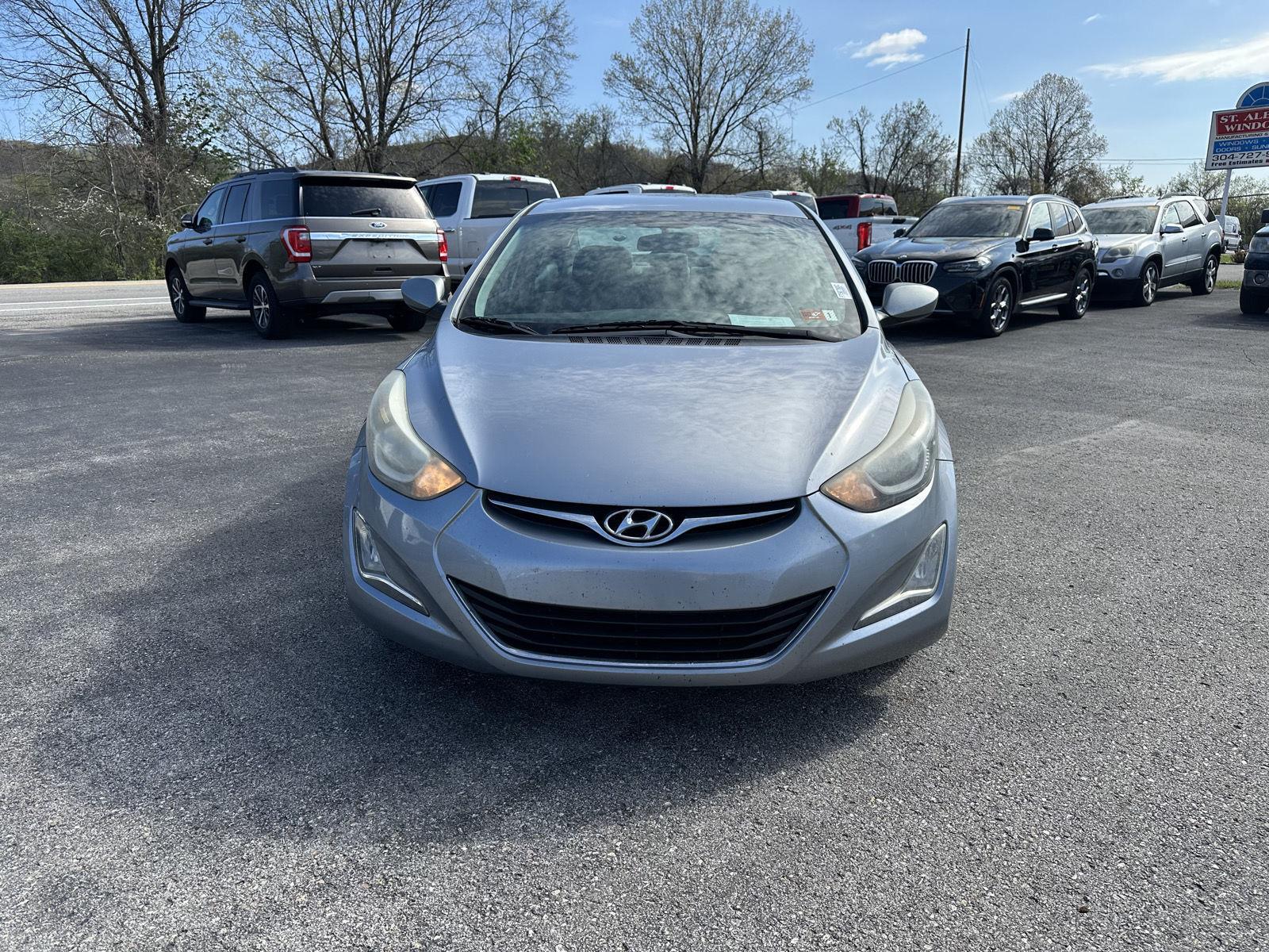 Used 2015 Hyundai Elantra SE with VIN 5NPDH4AE2FH611221 for sale in Saint Albans, WV