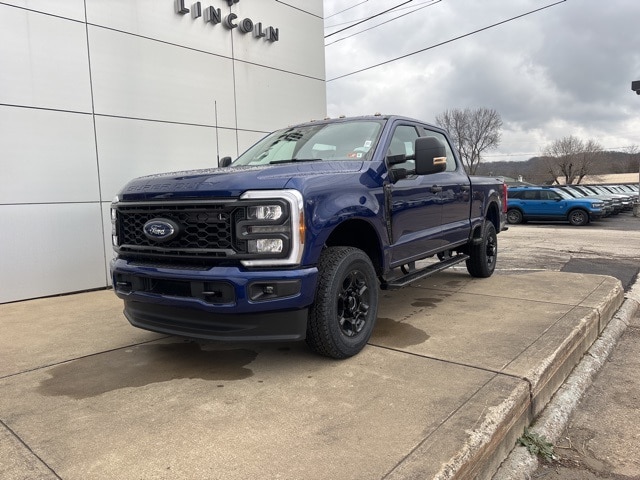 2026 Ford F-250 Super Duty XL's photo