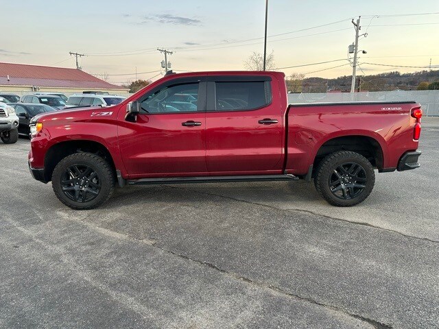 2024 Chevrolet Silverado 1500 LT Trail Boss photo 3
