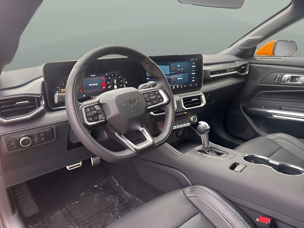 2026 Ford Mustang EcoBoost Premium Convertible - Photo 10
